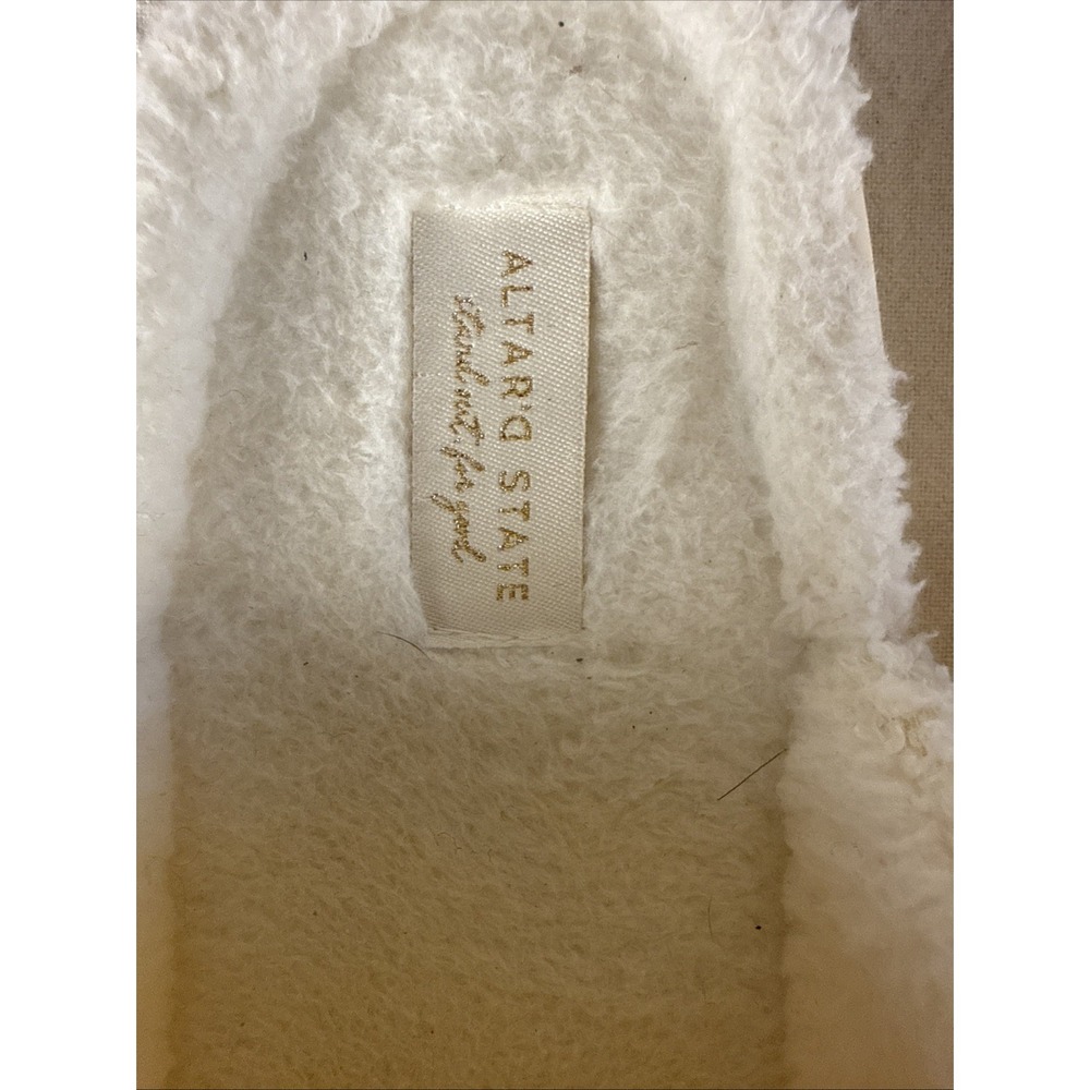 Altar'd State Womens Cute Dainty White Bow Princess Comfy Small Slippers Relaxed - Picture 3 of 7